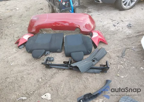 2014 Nissan Versa Note S (Sr)/S Plus/Sv z USA, uszkodzony, nr VIN 3N1CE2CP3EL419881